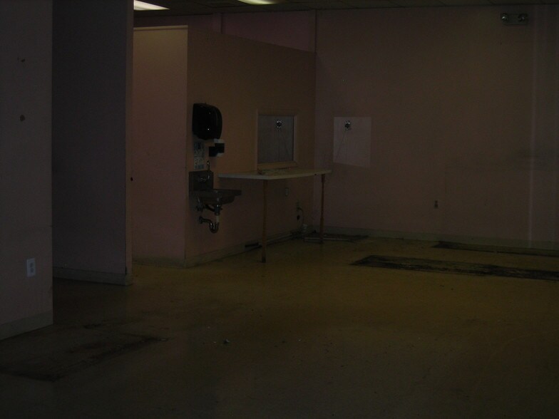 More Photos Of 4316 Markham St, Annandale Freestanding For Lease
