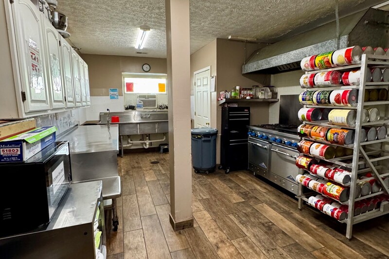 More Photos Of 444 Glen Arvin Ave, Lexington General Retail For Sale