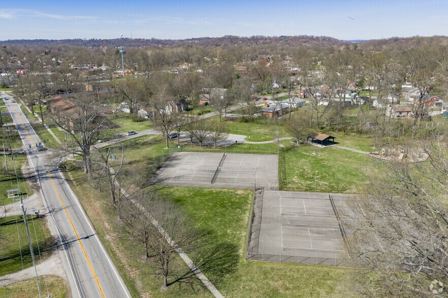 More Photos Of 7300-7310 Southside Dr, Louisville Apartments For Sale