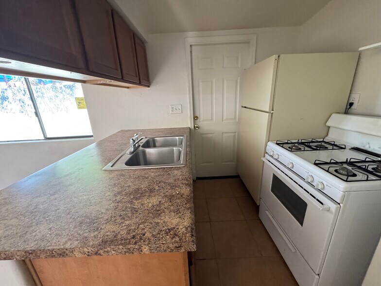 More Photos Of 1634 N Beverly Ave, Tucson Apartments For Sale