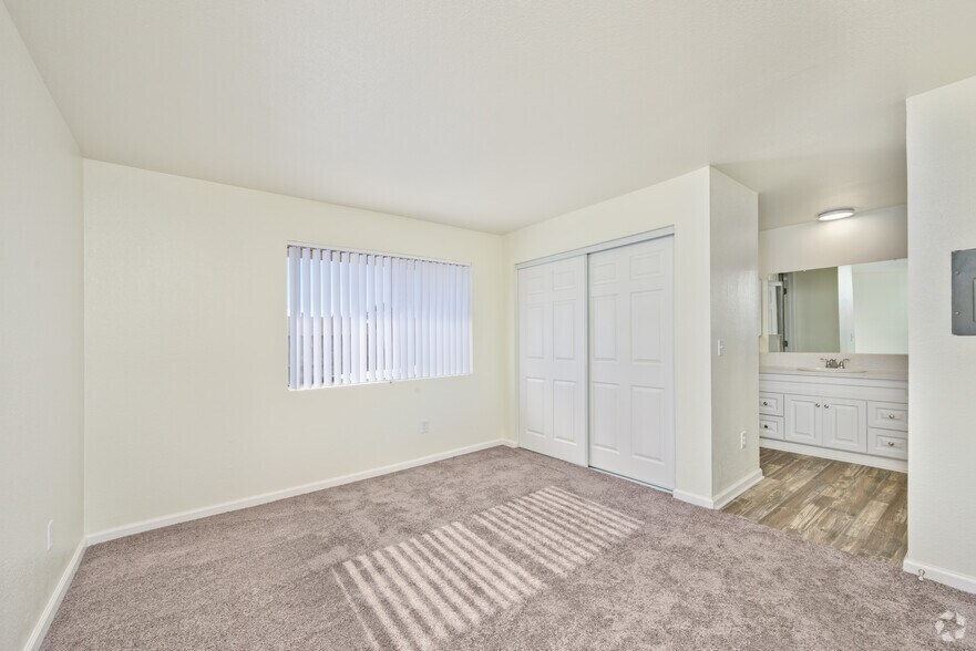 More Photos Of 755 E Virginia Way, Barstow Apartments For Sale