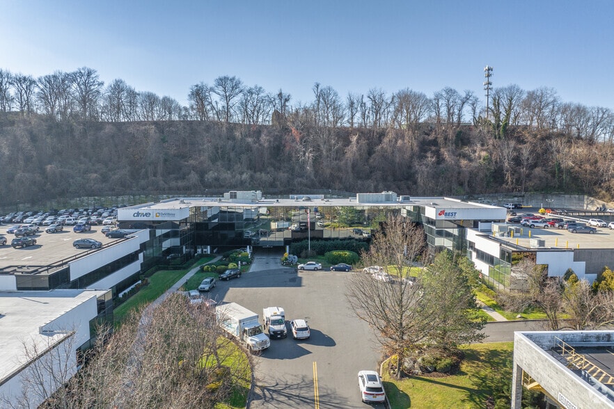 More Photos Of 99 Seaview Blvd, Port Washington Light Distribution For Lease