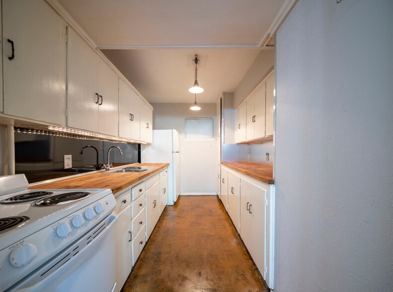 More Photos Of , Denton Unknown For Sale