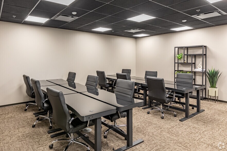 More Photos Of 3480 Preston Ridge Rd, Alpharetta Coworking Space