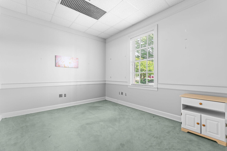 More Photos Of 8710 Hwy 69 S, Tuscaloosa Bank For Sale
