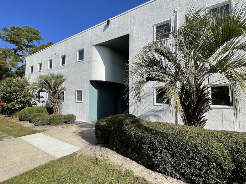 Primary Photo Of 107 W 6th North St, Summerville Medical For Lease