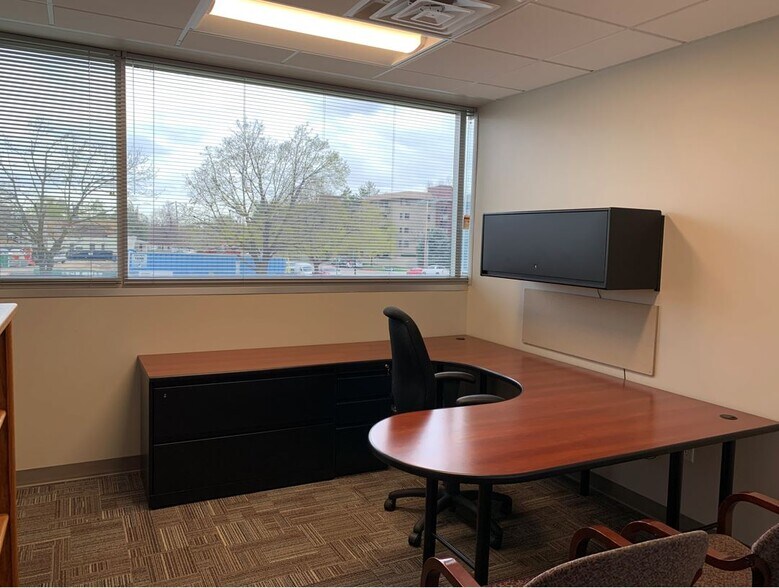 More Photos Of 465 S 400 E, Salt Lake City Office For Lease