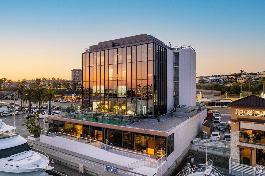 More Photos Of 3101 W Coast Hwy, Newport Beach Office For Lease