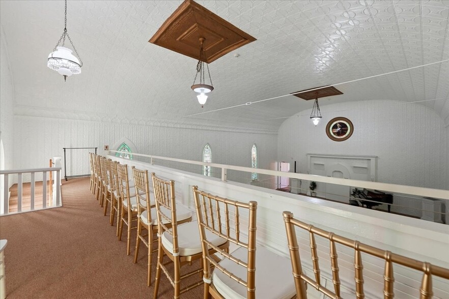 More Photos Of 508 NW 3rd Ave, Canby Religious Facility For Sale