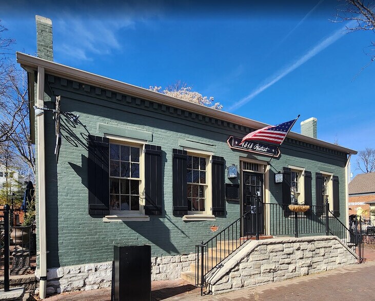 Primary Photo Of 515 S Main St, Saint Charles Restaurant For Sale