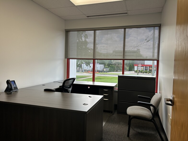 More Photos Of 1801 Russellville Rd, Bowling Green Manufacturing For Sale