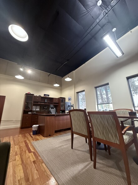 More Photos Of 8811 Production Ln, Ooltewah Manufacturing For Lease