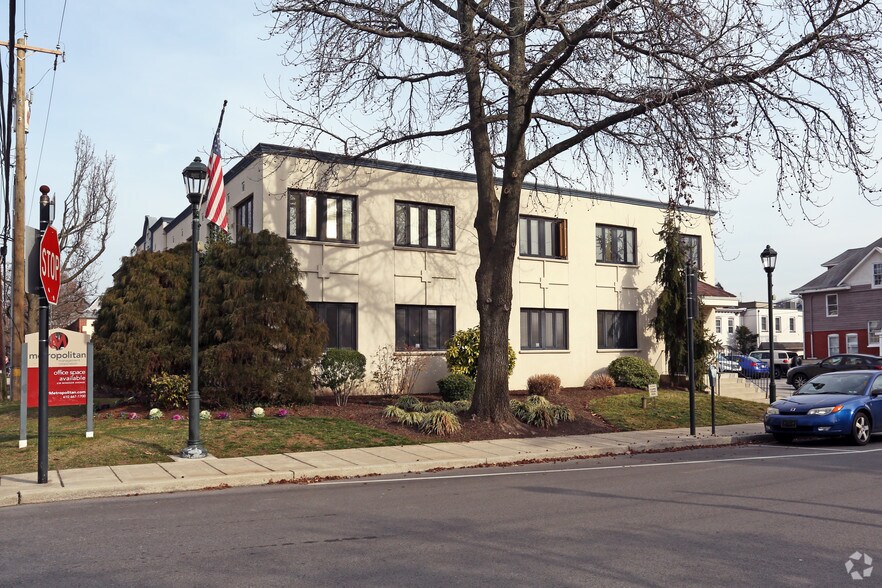 More Photos Of 117 Forrest Ave, Narberth Office For Lease