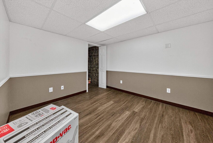 More Photos Of 2338 Broad St, Frankfort Industrial For Sale