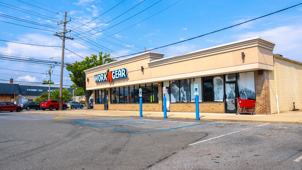 More Photos Of 1397-1415 Hempstead Tpke, Elmont Unknown For Lease