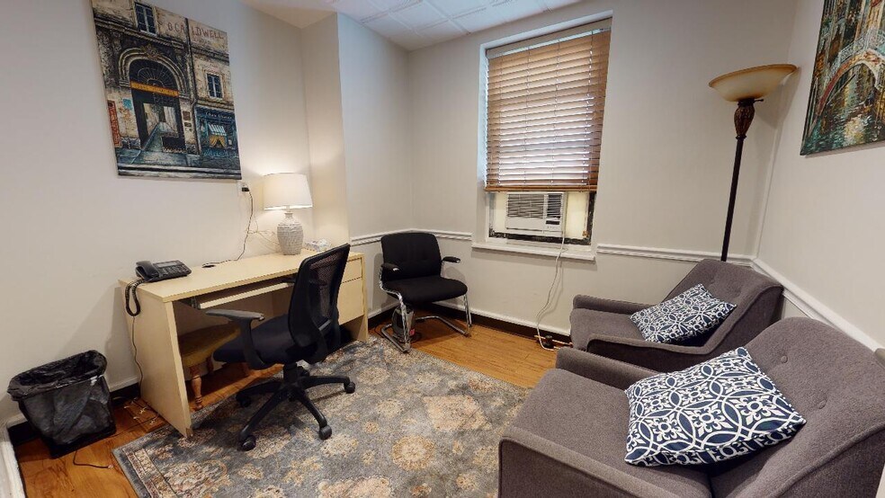 More Photos Of 98120 Queens Blvd, Rego Park Apartments For Sale