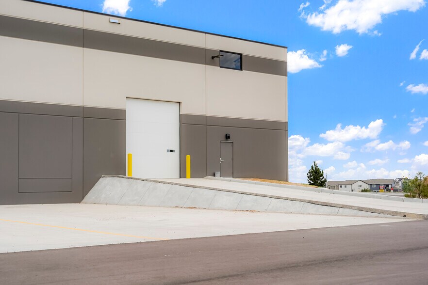 More Photos Of 8470 Launch Pt, Colorado Springs Warehouse For Lease