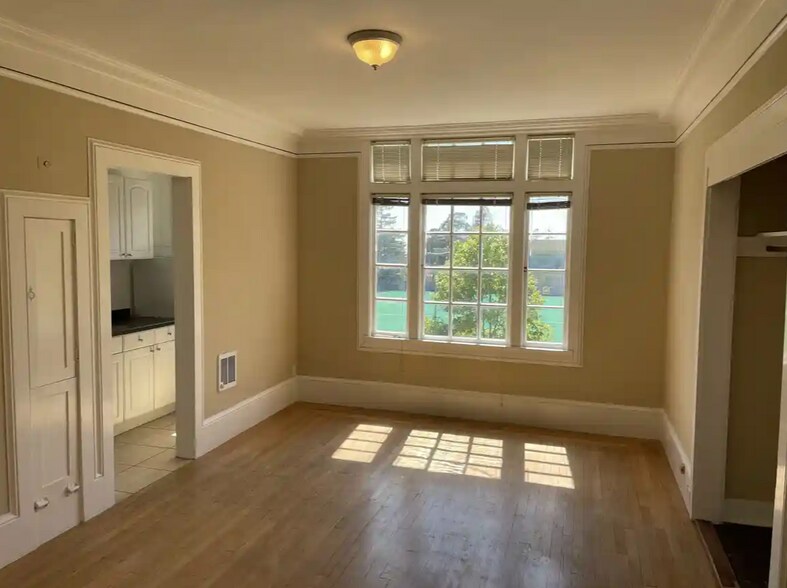 More Photos Of 2409 College Ave, Berkeley Apartments For Sale
