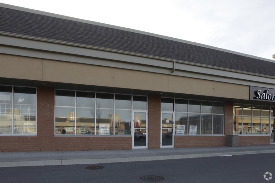 More Photos Of 831 Bovaird Dr W, Brampton General Retail For Sale
