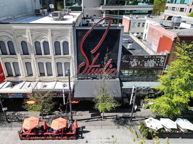 Primary Photo Of 919 Granville St, Vancouver Storefront For Sale