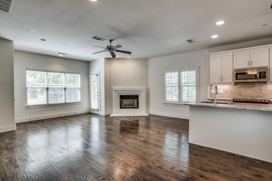 More Photos Of 6140 Oram St, Dallas Apartments For Sale