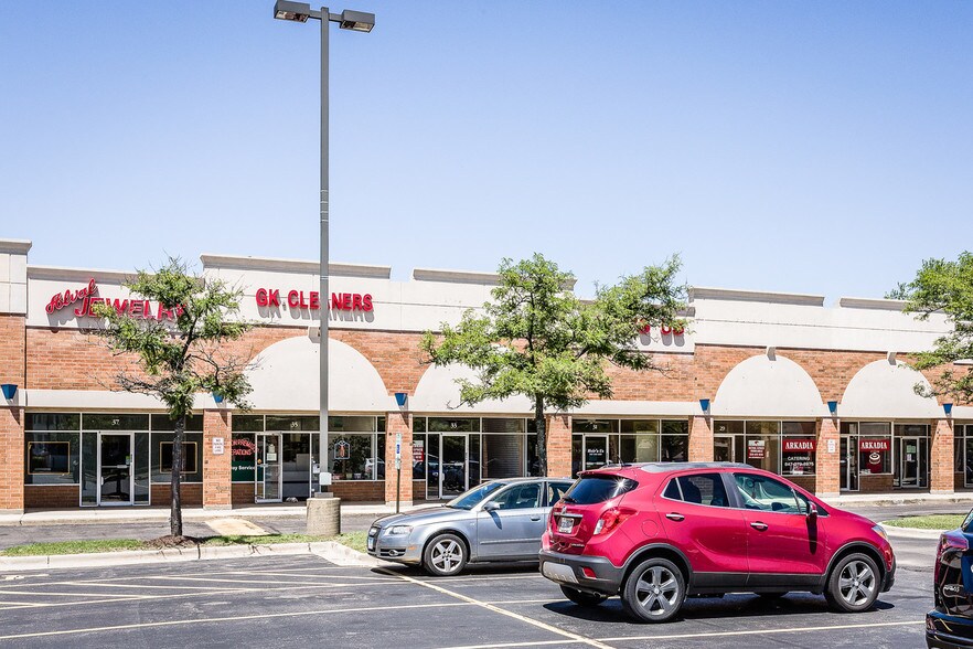 More Photos Of 1-45 Huntington Ln, Wheeling Unknown For Lease