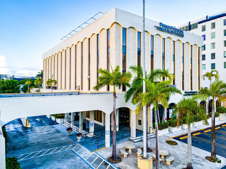 More Photos Of 2100 E Hallandale Beach Blvd, Hallandale Beach Office For Lease