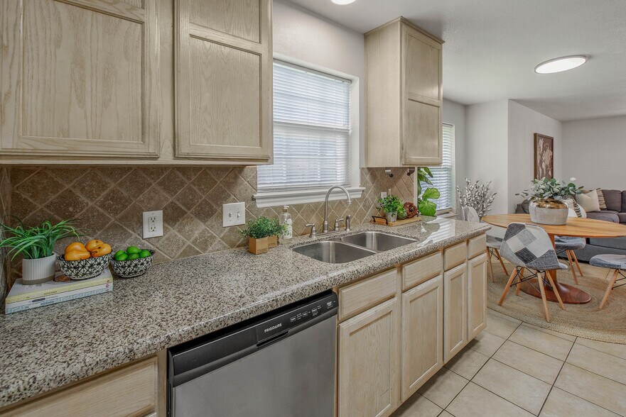 More Photos Of 1128-1136 Gridiron Drive, College Station Apartments For Sale