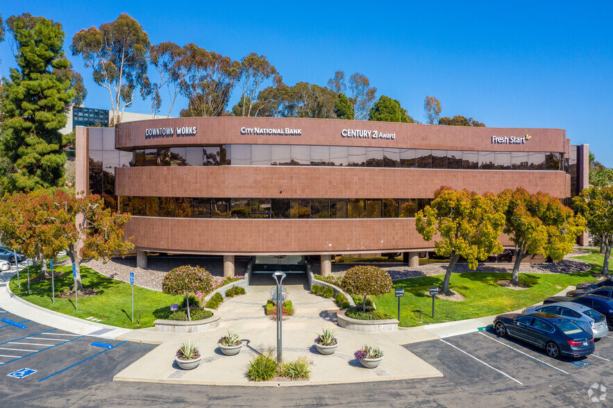 Primary Photo Of 2011 Palomar Airport Rd, Carlsbad Office For Lease