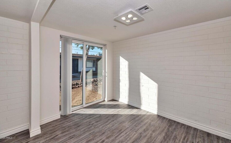 More Photos Of 6725 E Earll Dr, Scottsdale Apartments For Sale