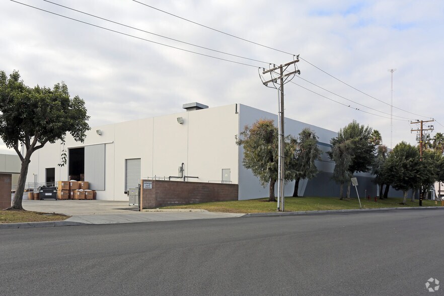 More Photos Of 15210 Desman Rd, La Mirada Manufacturing For Sale