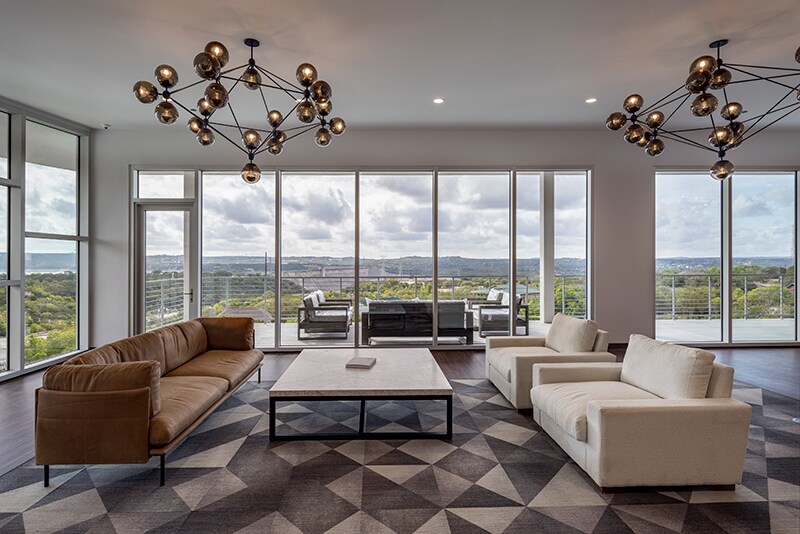More Photos Of 4229 N FM 620 Hwy, Austin Showroom For Sale