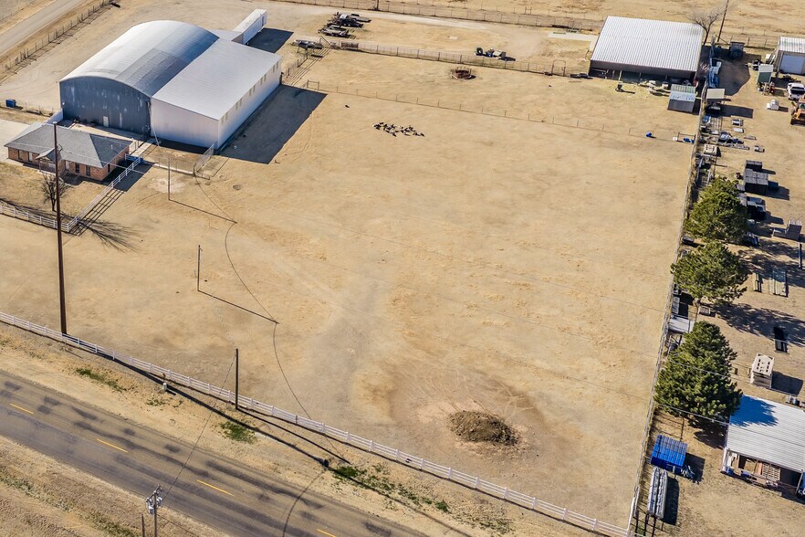 More Photos Of 11616 Tanglewood Rd, Amarillo Office For Sale