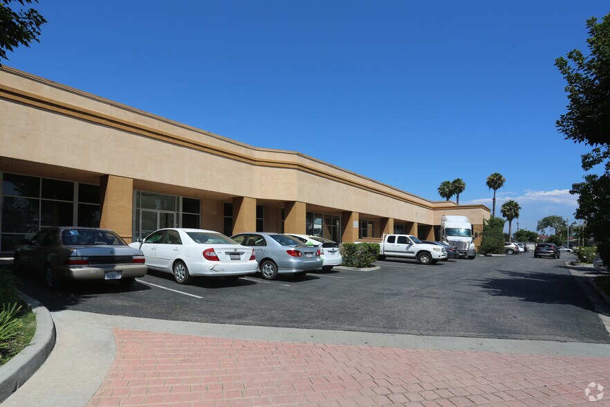 More Photos Of 3302 Century Blvd, Garden Grove General Retail For Lease