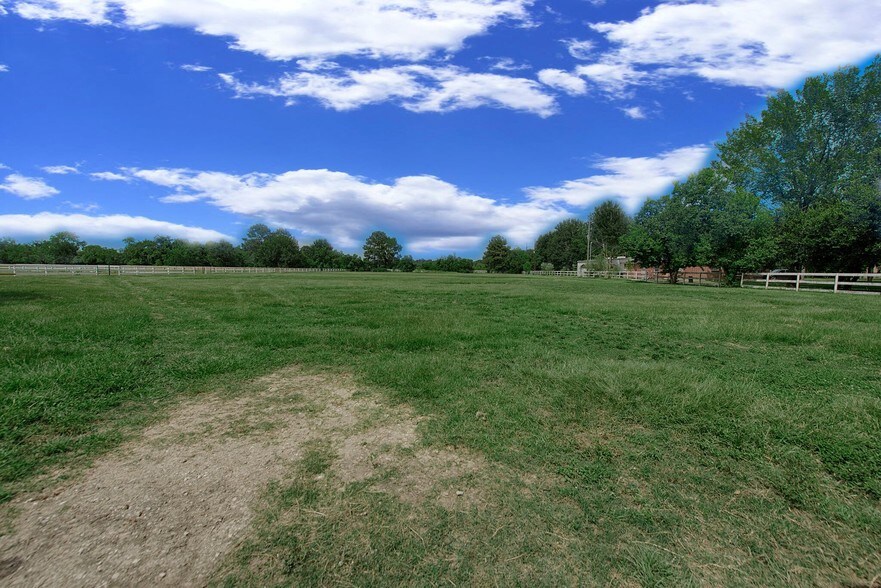 More Photos Of 22815 Lain Rd, Spring Land For Sale