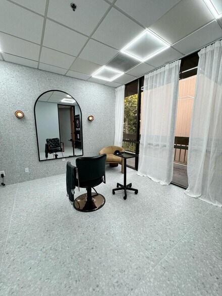 More Photos Of 1601 Dove St, Newport Beach Medical For Lease