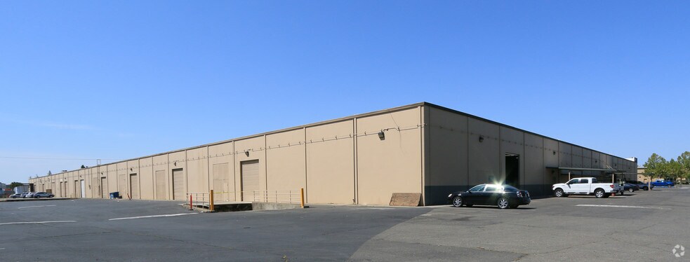 More Photos Of 4350 Pell Dr, Sacramento Distribution For Lease