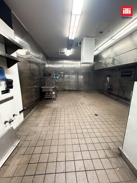 More Photos Of 1612-1616 N Cahuenga Blvd, Hollywood Restaurant For Lease