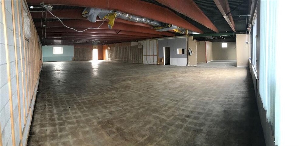 More Photos Of 1407 Clinton Rd, Jackson Office For Sale