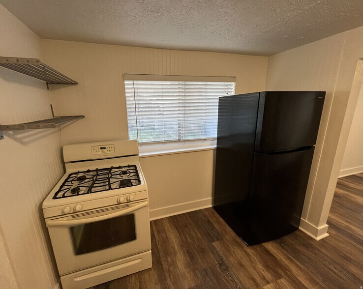 More Photos Of 457 S 500 E, Provo Apartments For Sale