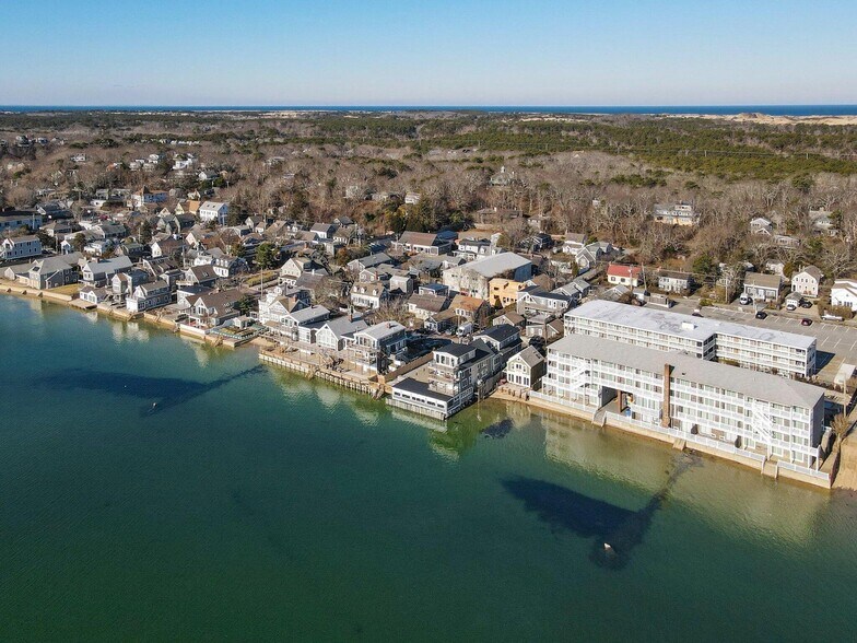 More Photos Of 539 Commercial St, Provincetown Storefront Retail Residential For Sale