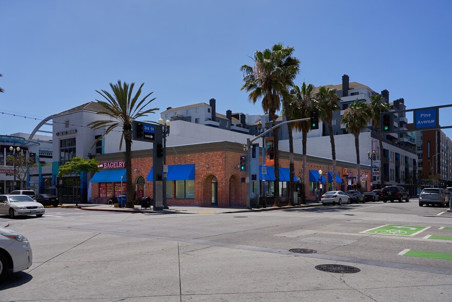 Primary Photo Of 108 W 3rd St, Long Beach Restaurant For Lease