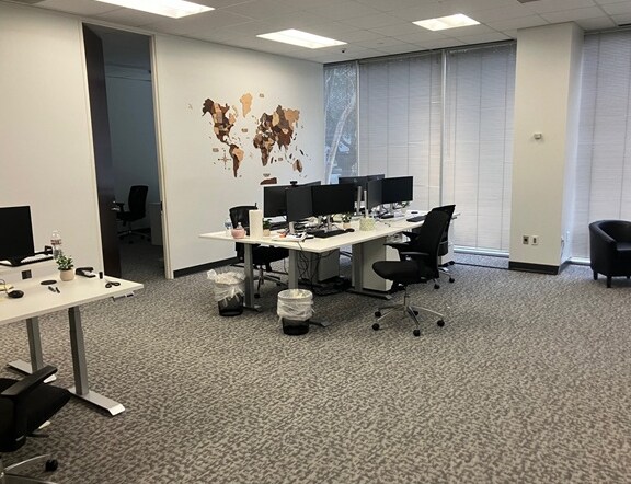 More Photos Of 16666 Northchase Dr, Houston Office For Lease