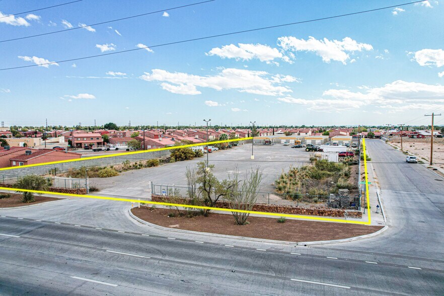 More Photos Of 11010 Montana Ave, El Paso Self Storage For Sale