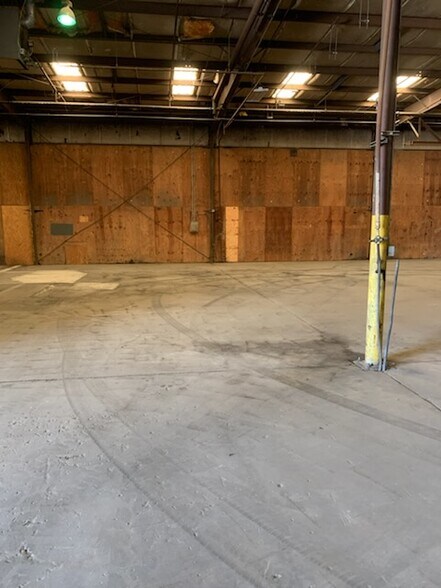 More Photos Of 834 Catlett st, Hickman Warehouse For Lease