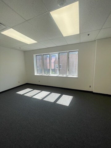 More Photos Of 350 National Blvd, Long Beach Storefront Retail Office For Lease