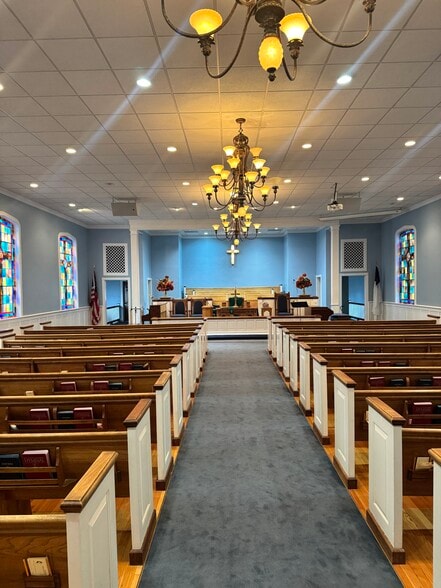 More Photos Of 177 Chestnut St, Trion Religious Facility For Sale