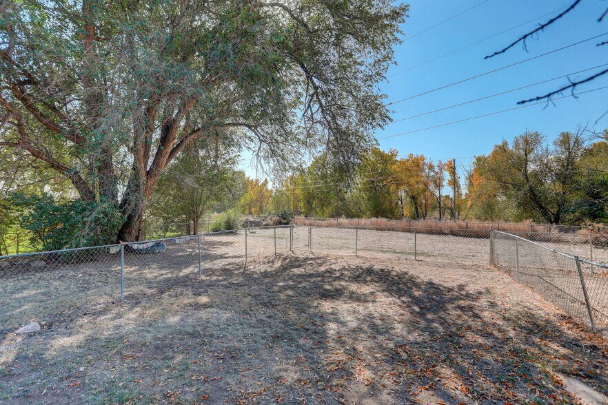 More Photos Of 2107 3rd Ave, Longmont Apartments For Sale
