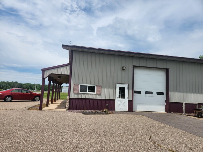 More Photos Of 1215 Fuhrman Dr, Reedsburg Industrial For Sale