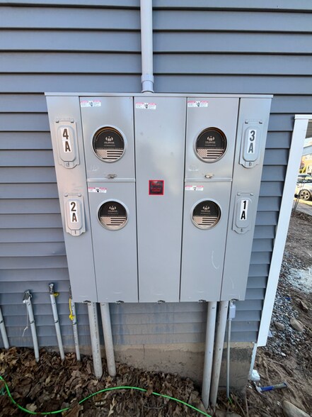 More Photos Of 15 Colby Ct, New Haven Multifamily For Sale